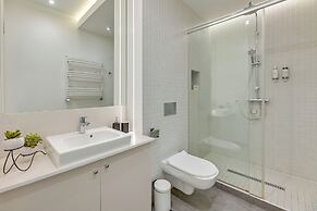 Waterlane Riverside SPA, Pool & Gym by Downtown Apartments