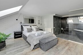 Waterlane Riverside SPA, Pool & Gym by Downtown Apartments