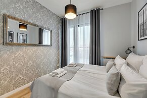 Waterlane Riverside SPA, Pool & Gym by Downtown Apartments