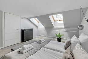 Waterlane Riverside SPA, Pool & Gym by Downtown Apartments