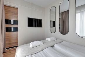 Waterlane Riverside SPA, Pool & Gym by Downtown Apartments