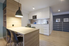 Waterlane Riverside SPA, Pool & Gym by Downtown Apartments