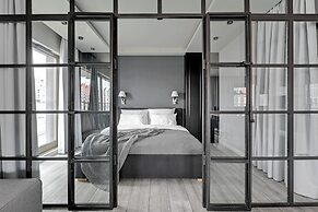 Waterlane Riverside SPA, Pool & Gym by Downtown Apartments