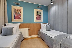 Waterlane Riverside SPA, Pool & Gym by Downtown Apartments