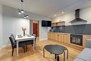 Waterlane Riverside SPA, Pool & Gym by Downtown Apartments