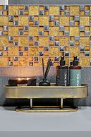 Waterlane Riverside SPA, Pool & Gym by Downtown Apartments