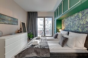 Waterlane Riverside SPA, Pool & Gym by Downtown Apartments