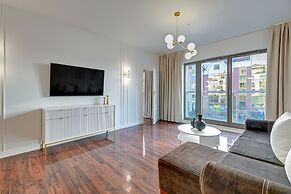 Waterlane Riverside SPA, Pool & Gym by Downtown Apartments