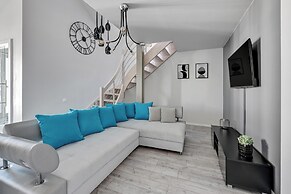 Waterlane Riverside SPA, Pool & Gym by Downtown Apartments