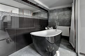 Waterlane Riverside SPA, Pool & Gym by Downtown Apartments