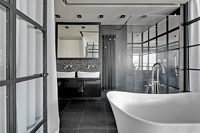 Waterlane Riverside SPA, Pool & Gym by Downtown Apartments