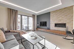 Waterlane Riverside SPA, Pool & Gym by Downtown Apartments