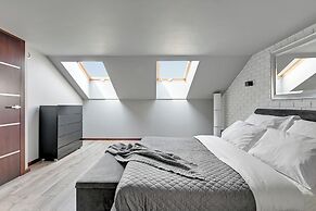 Waterlane Riverside SPA, Pool & Gym by Downtown Apartments