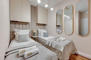 Waterlane Riverside SPA, Pool & Gym by Downtown Apartments