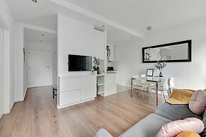 Waterlane Riverside SPA, Pool & Gym by Downtown Apartments