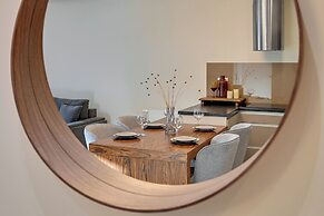 Waterlane Riverside SPA, Pool & Gym by Downtown Apartments