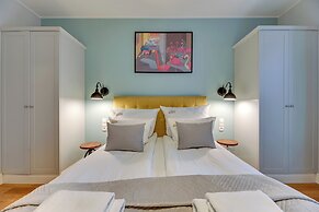 Waterlane Riverside SPA, Pool & Gym by Downtown Apartments