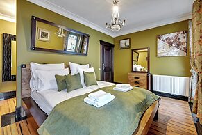 Waterlane Riverside SPA, Pool & Gym by Downtown Apartments