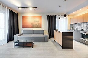 Waterlane Riverside SPA, Pool & Gym by Downtown Apartments