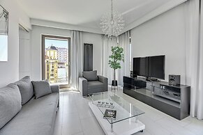 Waterlane Riverside SPA, Pool & Gym by Downtown Apartments