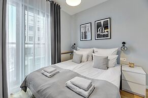 Waterlane Riverside SPA, Pool & Gym by Downtown Apartments