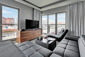 Waterlane Riverside SPA, Pool & Gym by Downtown Apartments