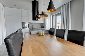 Waterlane Riverside SPA, Pool & Gym by Downtown Apartments