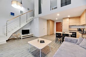 Waterlane Riverside SPA, Pool & Gym by Downtown Apartments