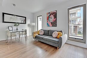 Waterlane Riverside SPA, Pool & Gym by Downtown Apartments