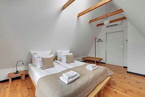 Rooftop, 3 Levels, Old Town View by Downtown Apartments