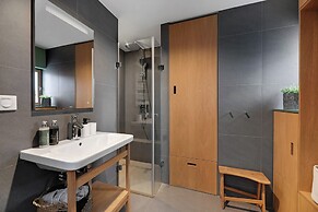 Rooftop, 3 Levels, Old Town View by Downtown Apartments