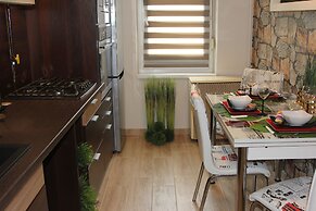 Mox Downtown Apartman