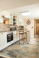 Charlestown Retreat Apartment