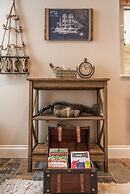 Charlestown Retreat Apartment