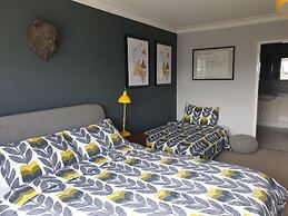 Eastwatch Guesthouse