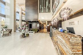 Radisson Blu Hotel, Dubai Canal View