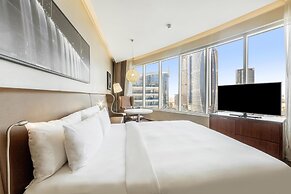 Radisson Blu Hotel, Dubai Canal View