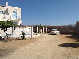 Kastraki Dream near the beach