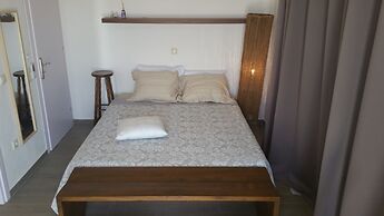 Kastraki Dream near the beach