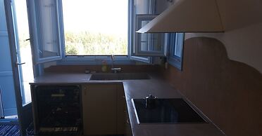 Kastraki Dream near the beach