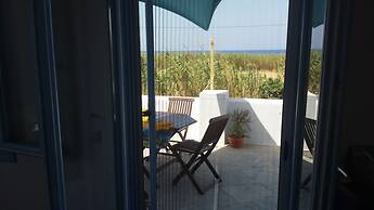 Kastraki Dream near the beach