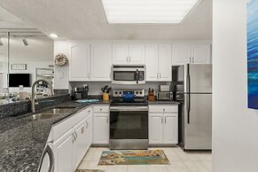 Sterling Sands Resort by Panhandle Getaways