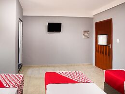 OYO Hotel Boneville, São Paulo