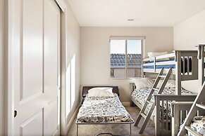 Cloud Nine #104 by RedAwning