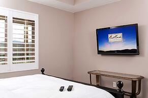 Stella's at Estancia by RedAwning