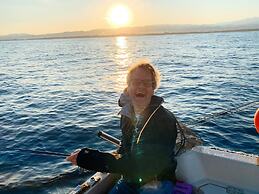 B&B MIKAWA - Kanazawa Fish Harbour