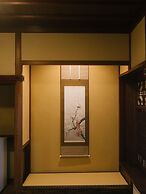 B&B MIKAWA - Kanazawa Fish Harbour