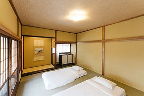 B&B MIKAWA - Kanazawa Fish Harbour