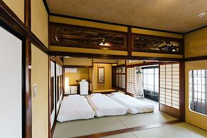 B&B MIKAWA - Kanazawa Fish Harbour