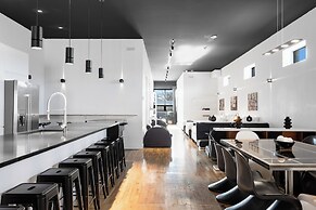 Liv MTL - Plaza